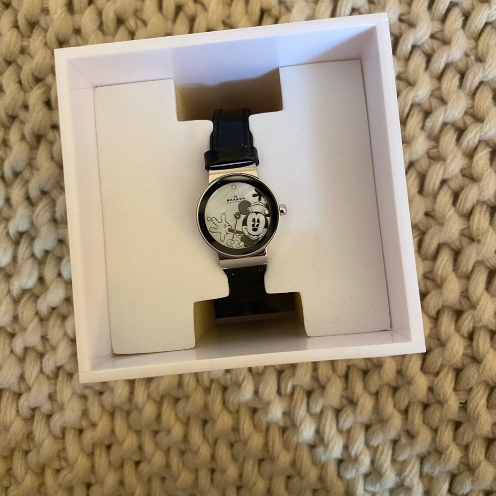 Women’s watch. Authentic Skagen Disney series.